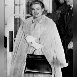 PURSEsuit of Happiness - Bag it!